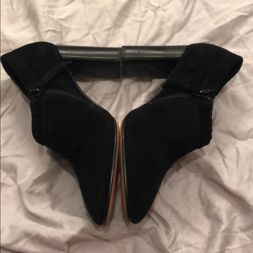 Ankle boots black suede block heel by Clarks